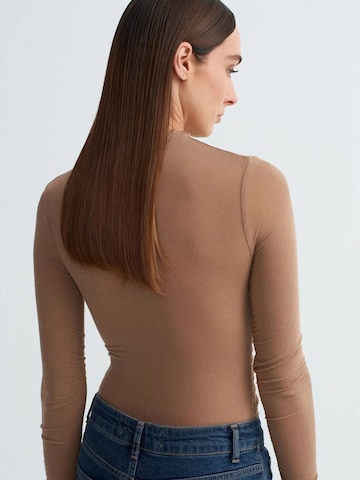 Dilvin Shirt in Brown