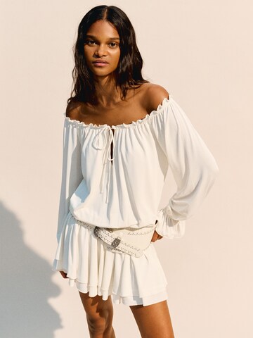 Bershka Knit dress in Beige