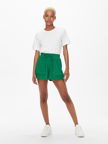 ONLY Loosefit Short 'Tara' in Grün