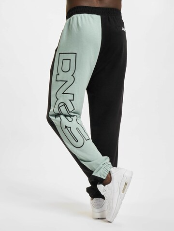 Urban Classics Regular Pants in Green