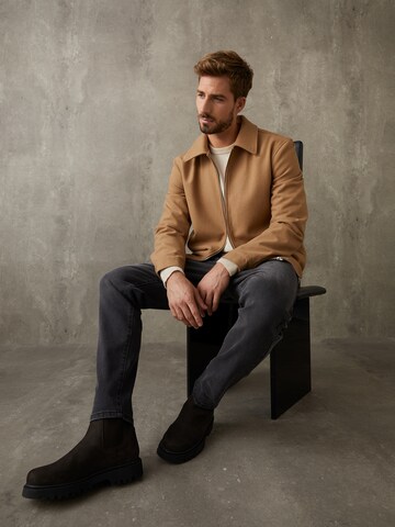 ABOUT YOU x Kevin Trapp Between-Season Jacket 'Dean' in Beige