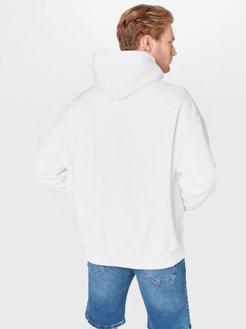 Sweat-shirt Tommy Jeans en blanc