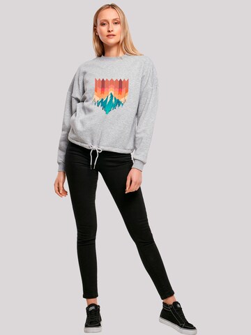 F4NT4STIC Sweatshirt 'Berg Sonnenuntergang' in Grijs