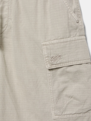 Loosefit Pantalon cargo Pull&Bear en gris
