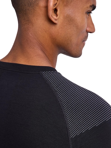 FALKE Base Layer 'Backpack-Ready'‌‌‌‌‌‌‌‌ in Schwarz