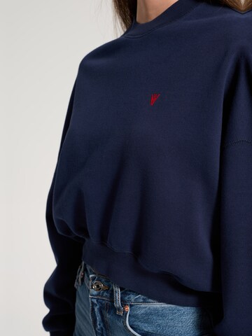 NOWIHT Sweatshirt 'Eulalie' in Blauw