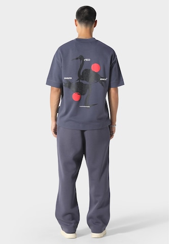 regular Pantaloni di Irasuto Studios in blu