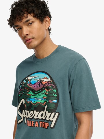 T-Shirt 'TRAVEL POSTCARD' Superdry & Co en bleu