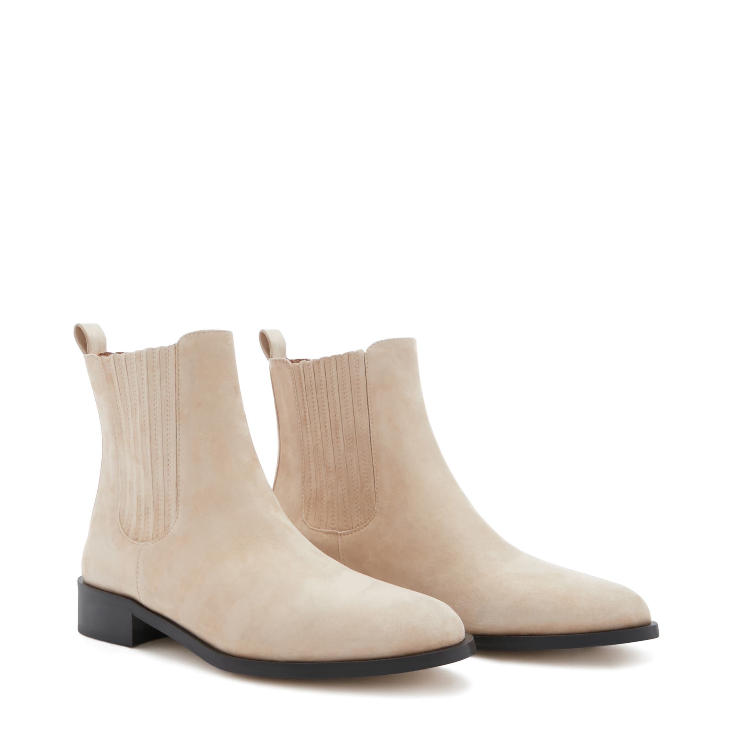 Isabel Bernard Chelsea boots in Beige