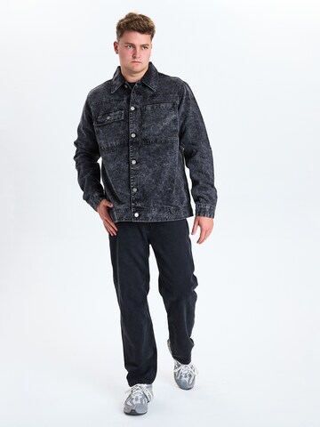 Dxnmxrk Tussenjas 'DXFinn' in Zwart