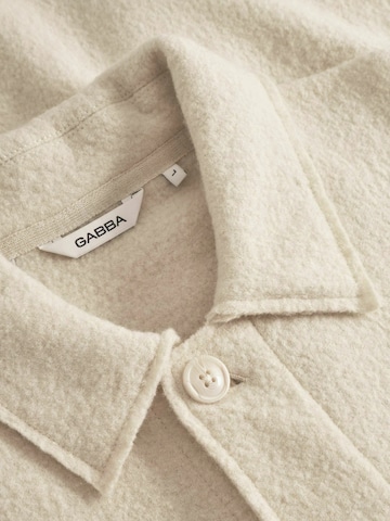 GABBA Regular Fit Paita 'Preston Led' värissä beige