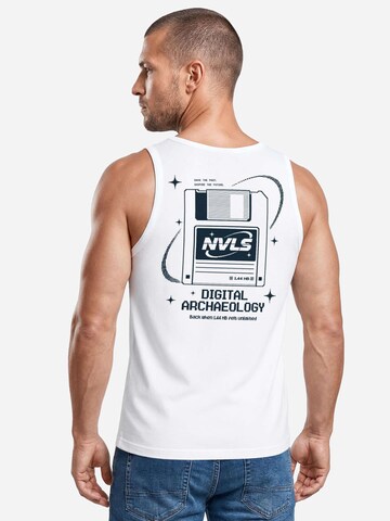 Neverless Shirt 'Digital Archaeology' in White