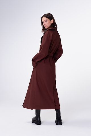 Manteau mi-saison 'Gilda' Aligne en marron