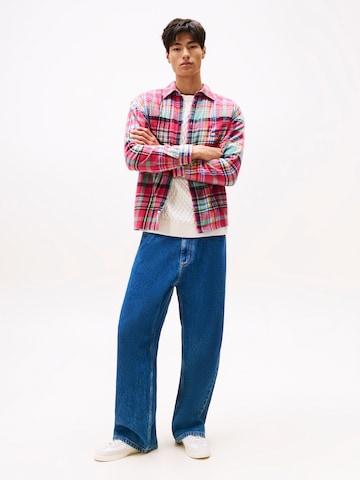 Regular fit Camicia di Tommy Jeans in rosa