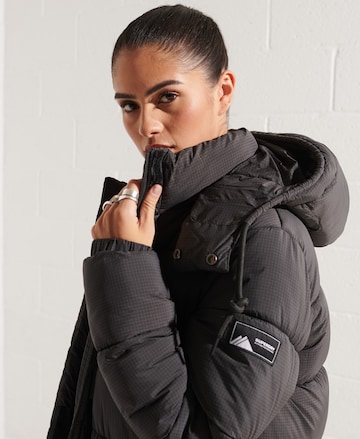 Superdry - Sobretudo de inverno 'Touchline' em preto