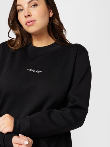 Calvin Klein Curve Kleid in Schwarz