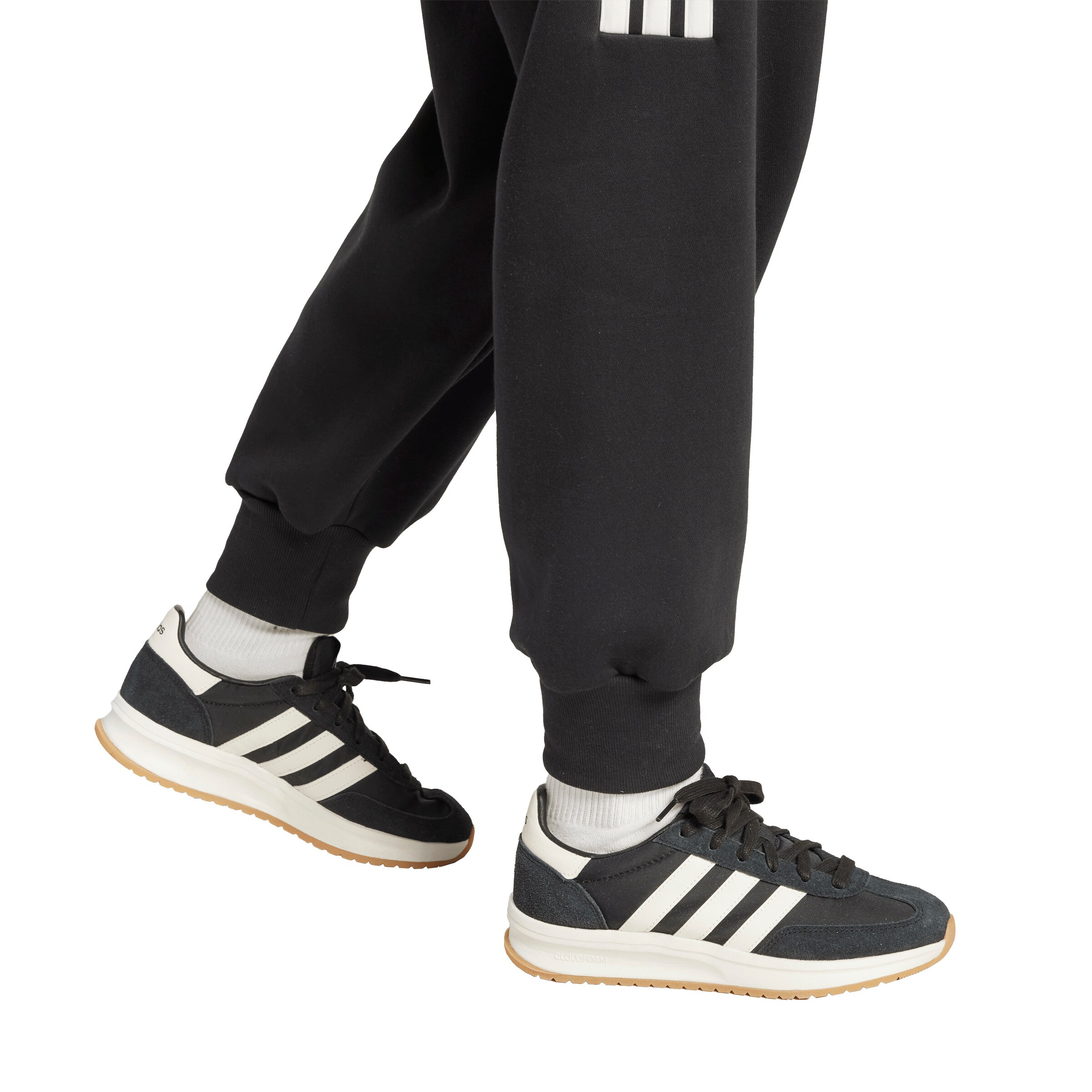 juoda ADIDAS SPORTSWEAR Siaurėjantis Sportinės kelnės 'Tiro'