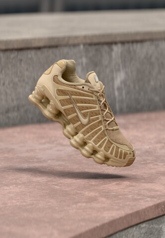 NIKE - Sapatilhas baixas 'SHOX' em bege