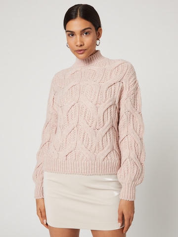 Guido Maria Kretschmer Collection Sweater in Beige: front