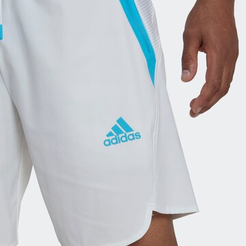 Regular Pantaloni sport de la ADIDAS SPORTSWEAR pe alb