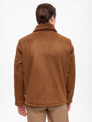 Antioch Between-seasons coat in Brown