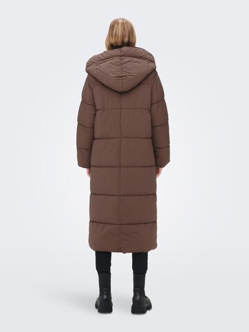 ONLY Winter Coat 'Hailey' in Brown