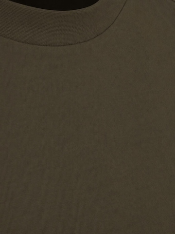 T-Shirt 'Tim' Suitable en vert