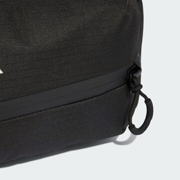 Sacs banane de sport 'Mercedes - AMG Petronas Formula 1 Engineers & Marketing' ADIDAS PERFORMANCE en noir