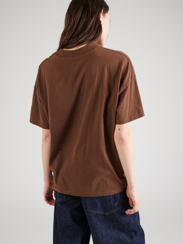 WRANGLER Tričko 'GIRLFRIEND TEE' - Hnedá