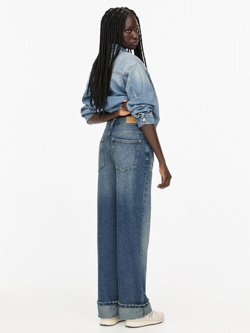 Pull&Bear Regular Jeans in Blue