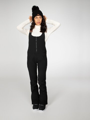 PROTEST Slimfit Sporthose 'PRTHOLLY' in Schwarz