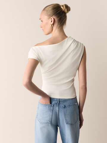 Next Top in Beige