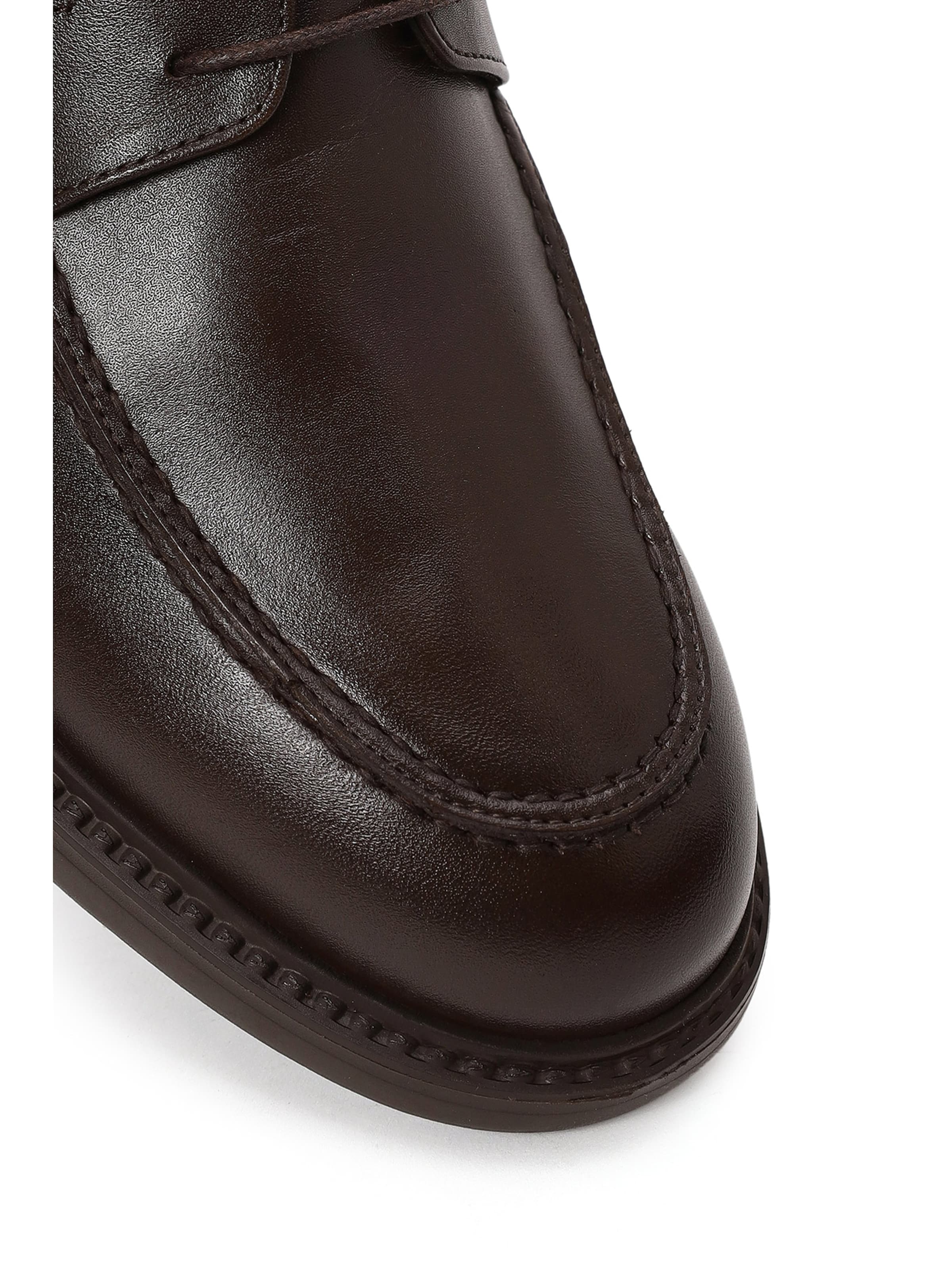 Derimod Lace-Up Shoes in Brown
