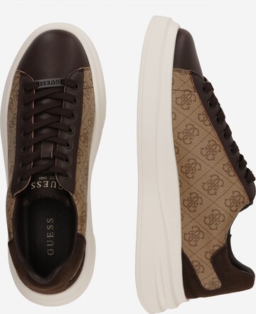 GUESS Låg sneaker 'Elba' i beige