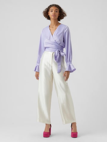 Vero Moda Collab Blouse 'Kae' in Purple