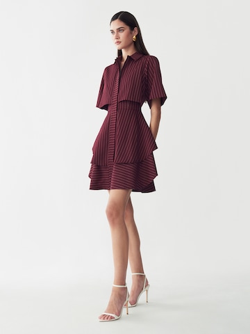 Willa Jurk in Rood