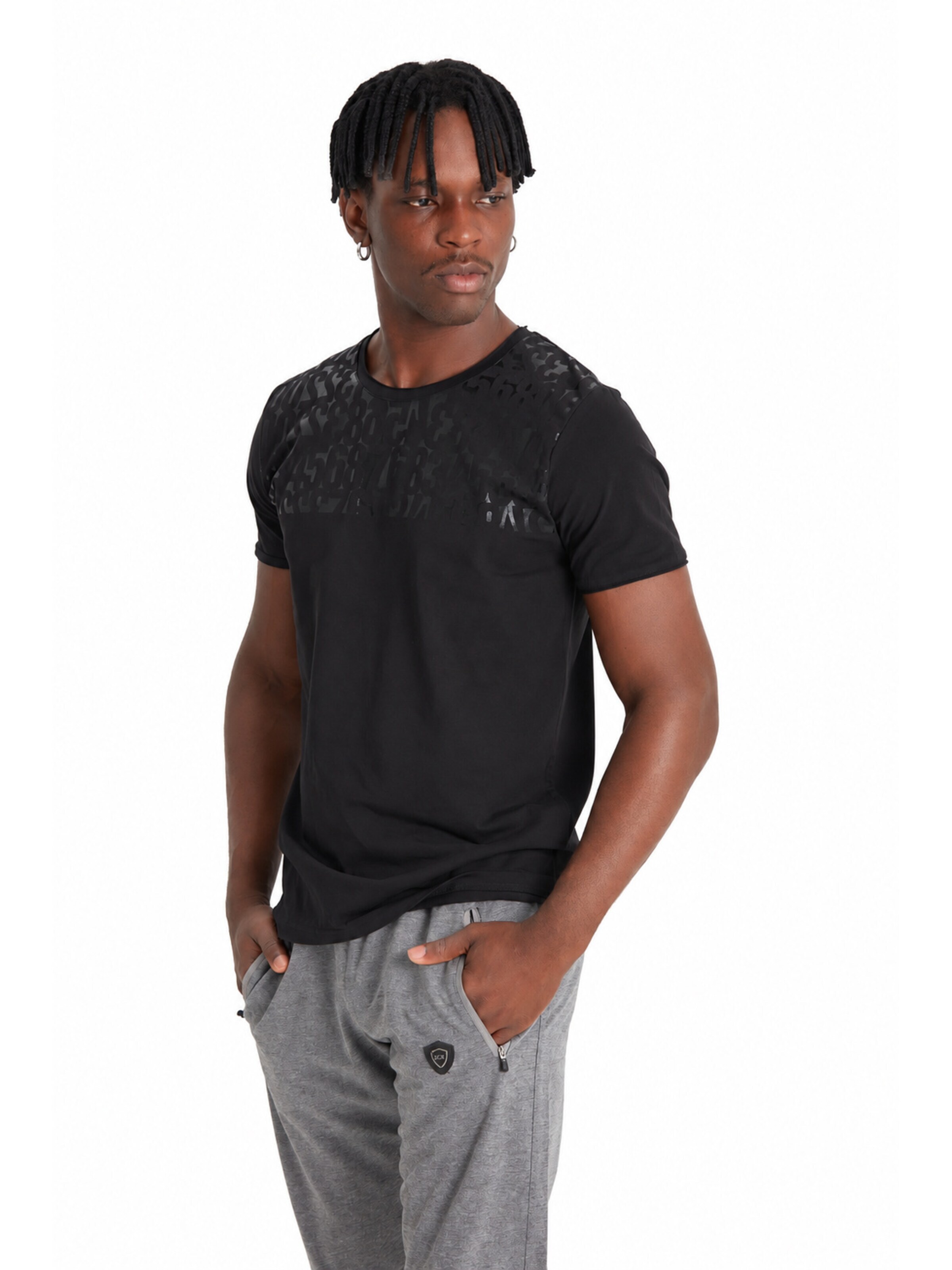 SCR. T-shirt 'SHAFIR' i svart