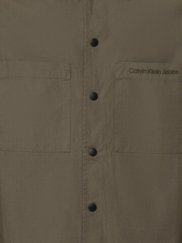 Calvin Klein Jeans Comfort fit Button Up Shirt in Green