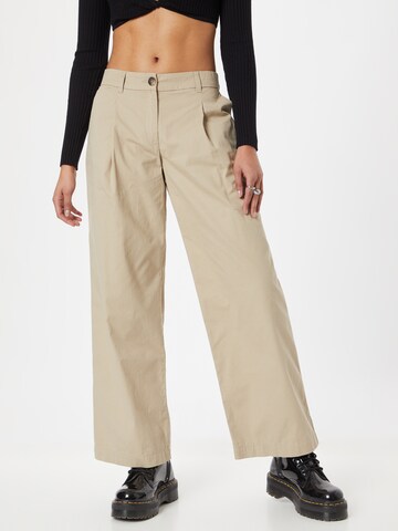 Monki - Loosefit Pantalón plisado en beige: frente