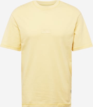 JACK & JONES T-shirt i gul: framsida