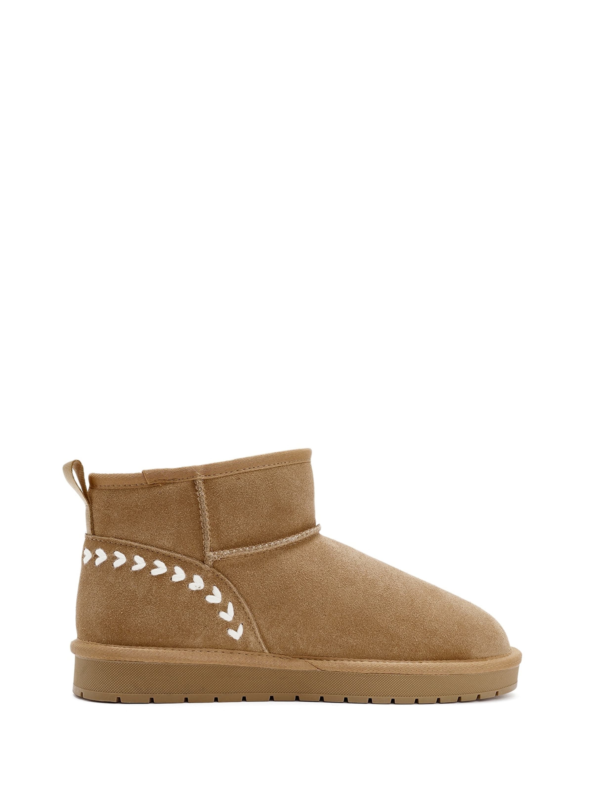 Derimod Boots in Brown