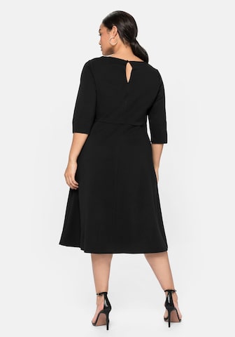 SHEEGO Kleid in Schwarz