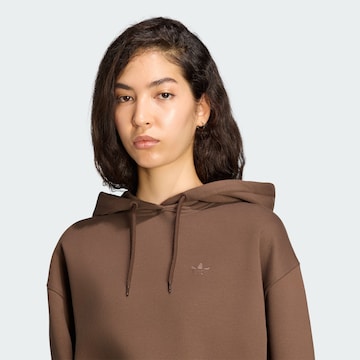 ADIDAS ORIGINALS Mikina 'Essentials' – hnědá