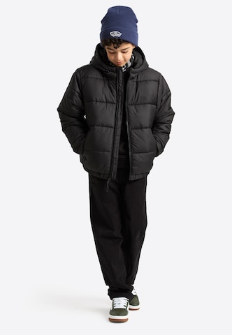 VANS Winterjas 'Hillgate' in Zwart