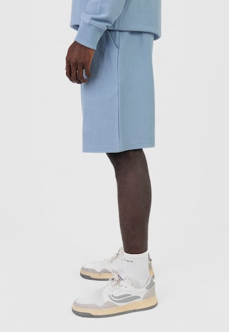 Kleinigkeit - Regular Calças em azul