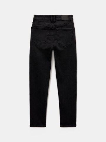 Pull&Bear Regular Jeans in Schwarz