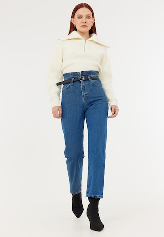 TOPTOP STUDIO Loosefit Jeans in Blau