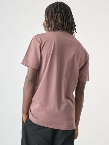 Cleptomanicx T-Shirt 'Embro Gull' in Braun