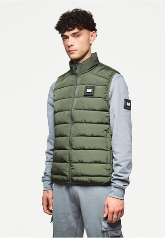 Weekend Offender Vest 'Gacha' in Green: front