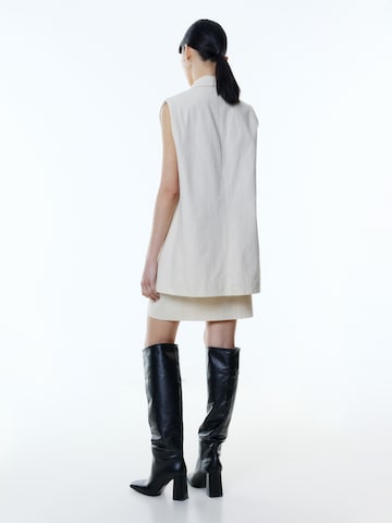 EDITED Gilet 'Tayra' in Beige